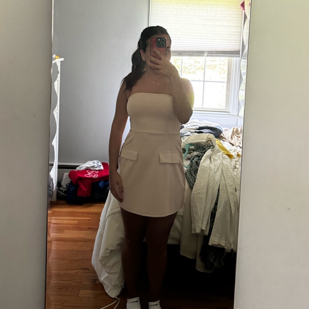 Elegant Cream Strapless Dress